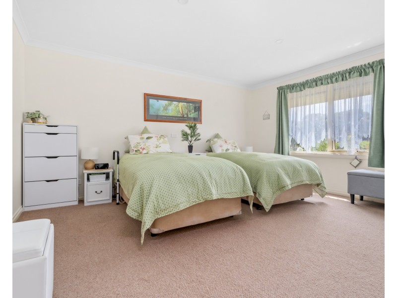 29 Oakpark Road, Portland VIC 3305