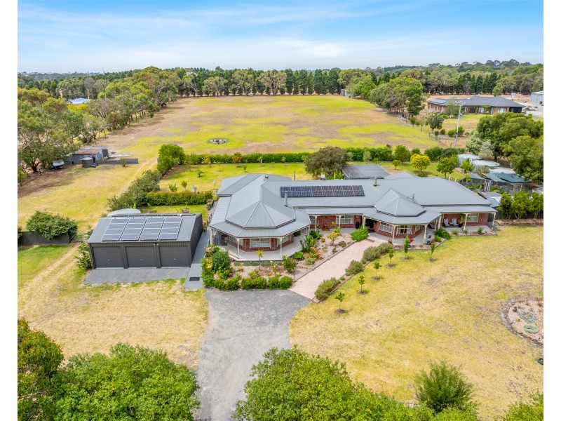 29 Oakpark Road, Portland VIC 3305