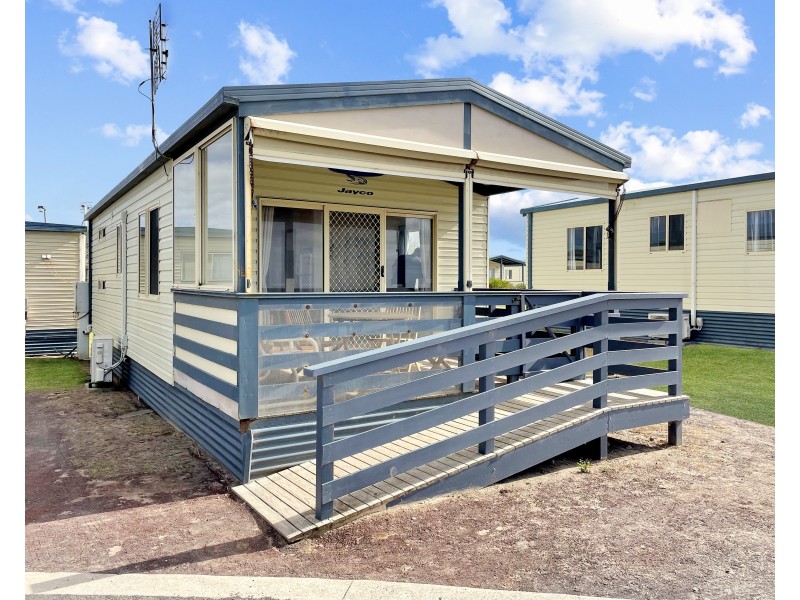 46/342 Dutton Way, Portland VIC 3305