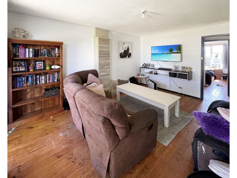 18 Wattle Crescent, Portland VIC 3305