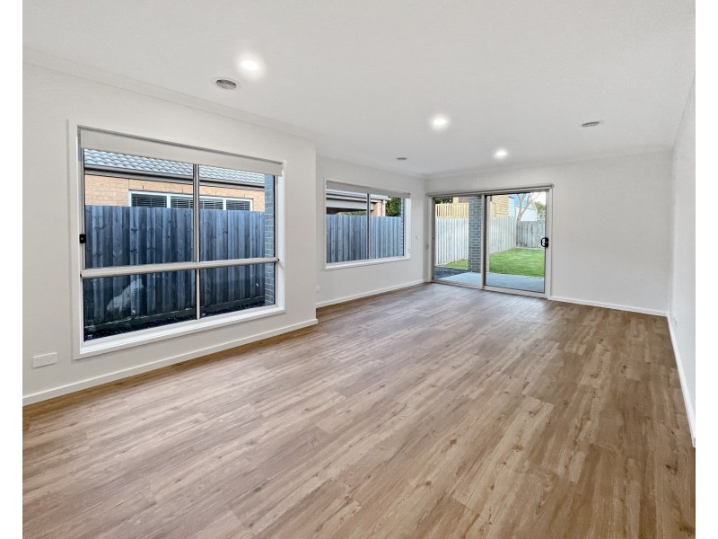 77 Patrick Street, Portland VIC 3305