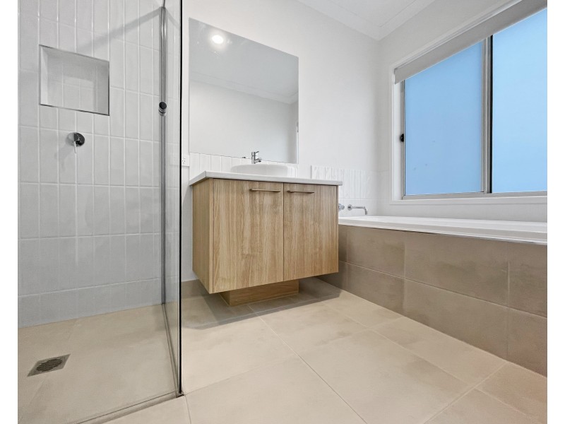 77 Patrick Street, Portland VIC 3305