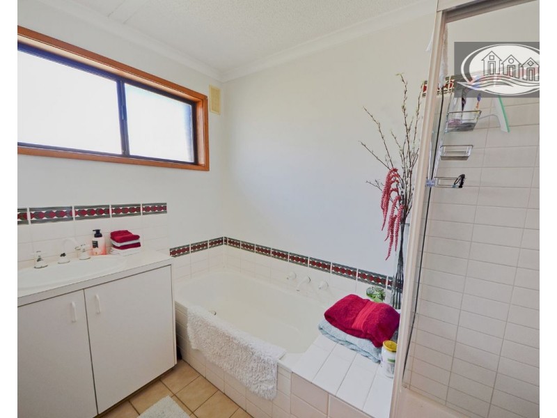 2/44-46 Peter Street, Portland VIC 3305