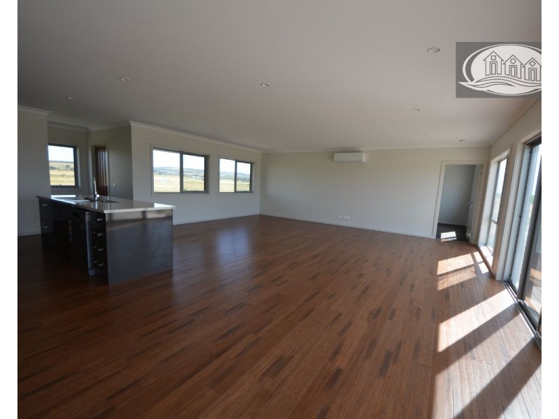 24 Ocean View Drive East, Narrawong VIC 3285