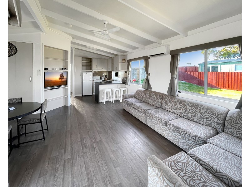 1/342 Dutton Way, Portland VIC 3305