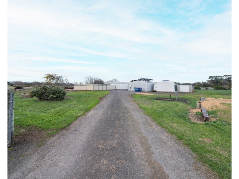 42 Graves Street, Narrawong VIC 3285