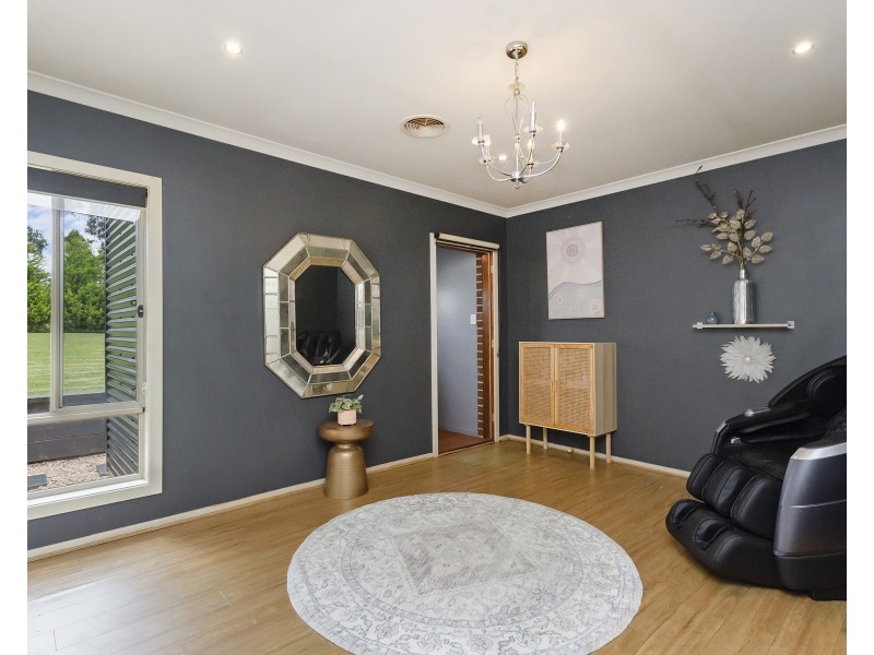 24 Tully Lane, Bolwarra VIC 3305