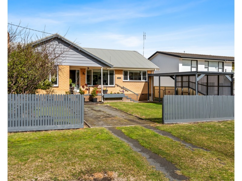 138 Barkly Street, Portland VIC 3305