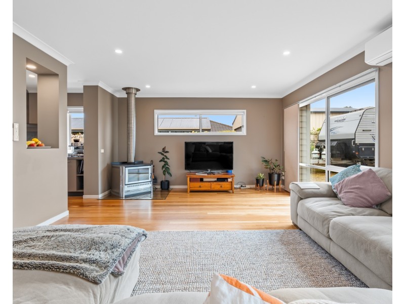 7 Aquarius Court, Portland VIC 3305