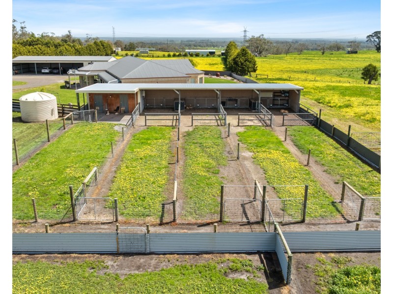 231 Golf Course Road, Heywood VIC 3304