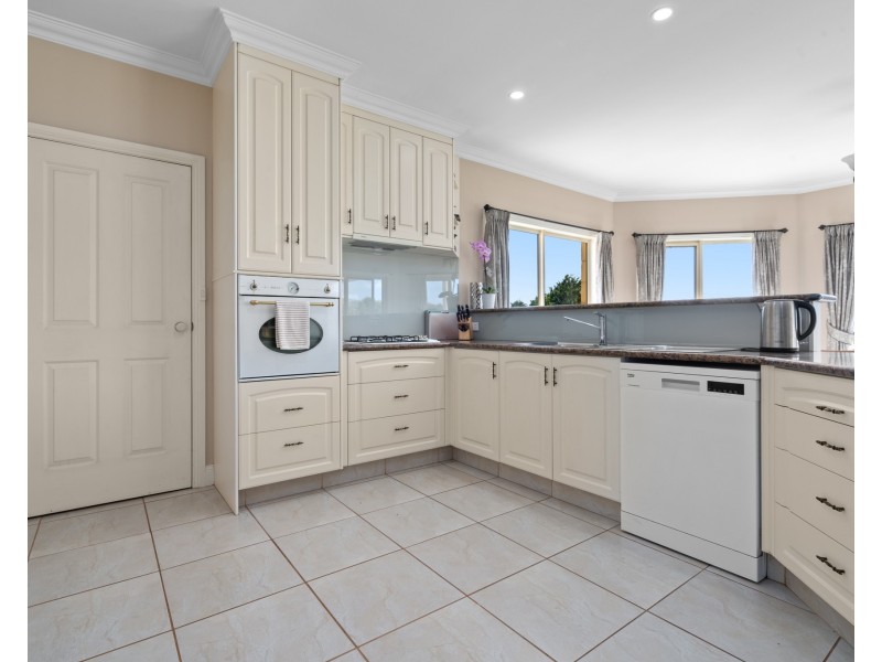 231 Golf Course Road, Heywood VIC 3304