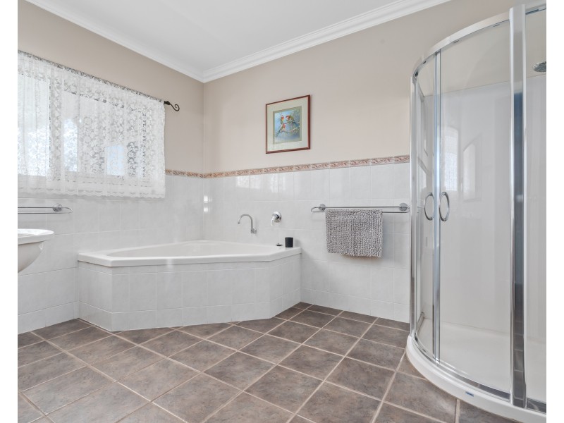 231 Golf Course Road, Heywood VIC 3304