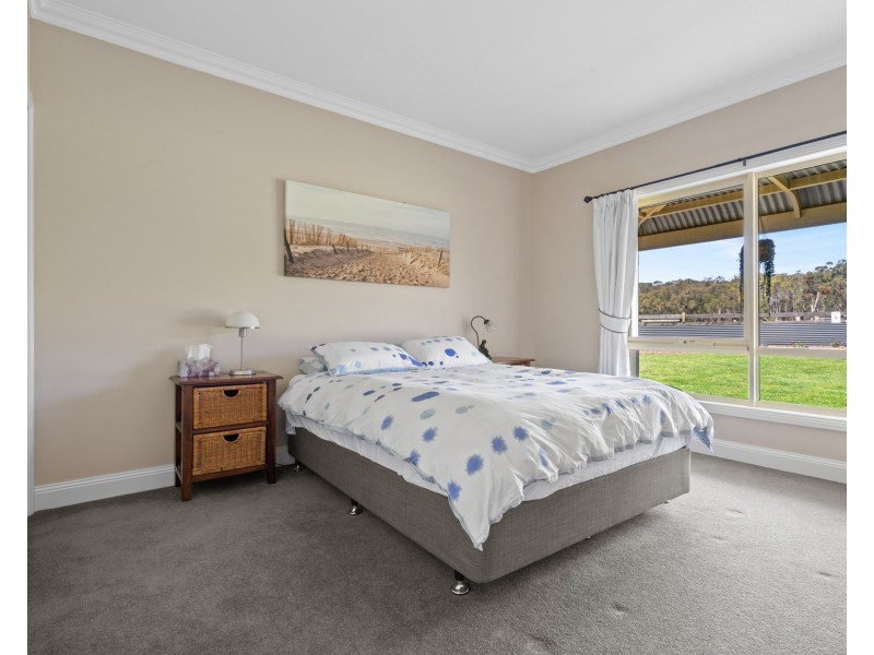 231 Golf Course Road, Heywood VIC 3304