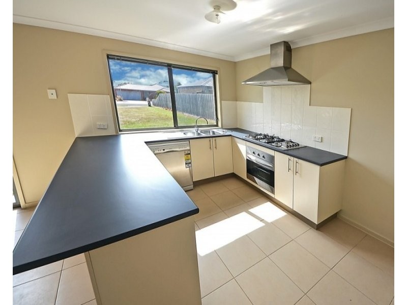 48 Madeira Close, Portland VIC 3305