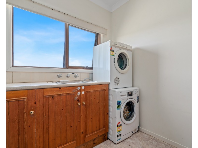 103 Benbows Road, Portland VIC 3305