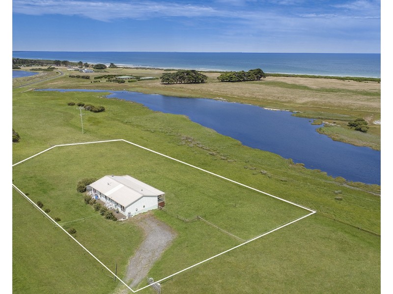 8095 Princes Highway, Narrawong VIC 3285