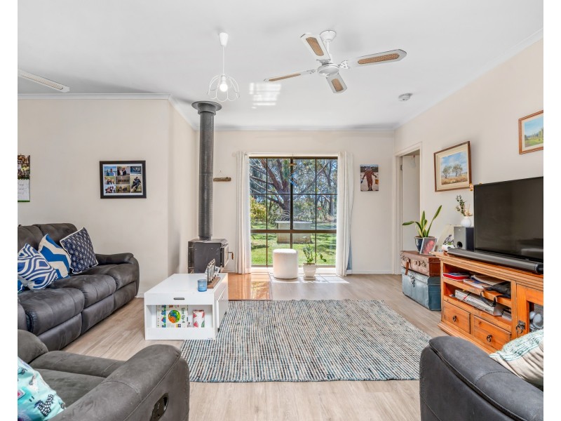 13 Benbows Road, Portland VIC 3305