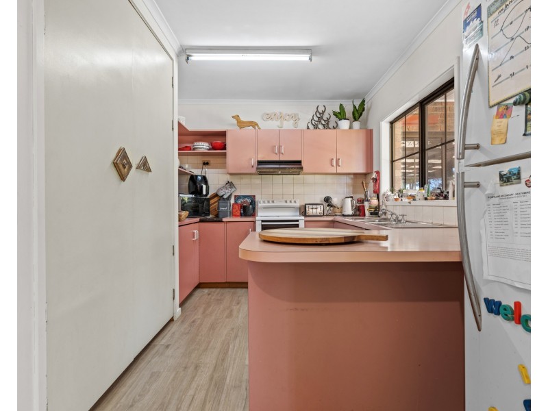13 Benbows Road, Portland VIC 3305