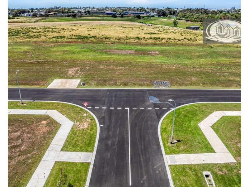 15 Hampton Court, Portland VIC 3305