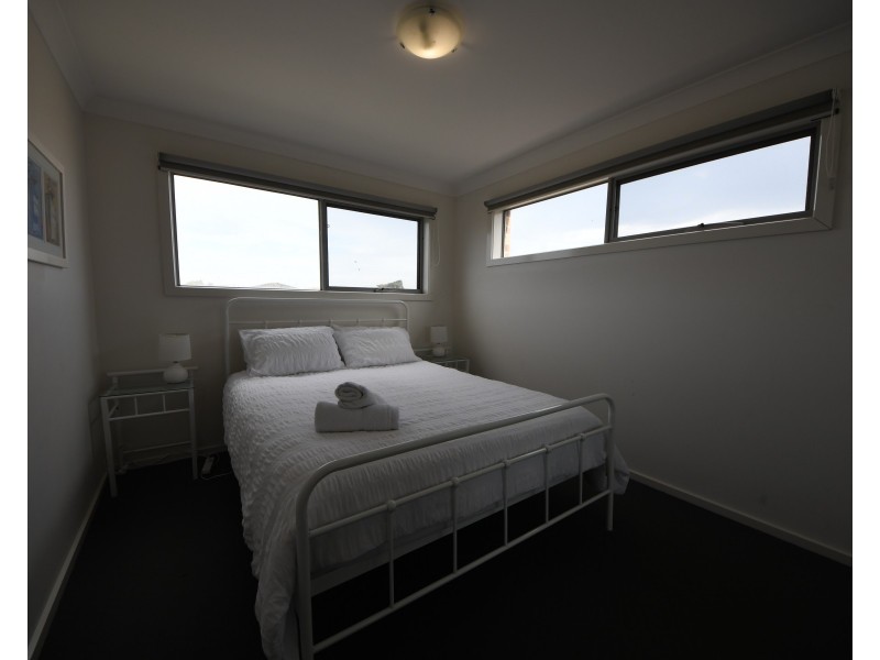 11 Seaview Terrace, Portland North VIC 3305