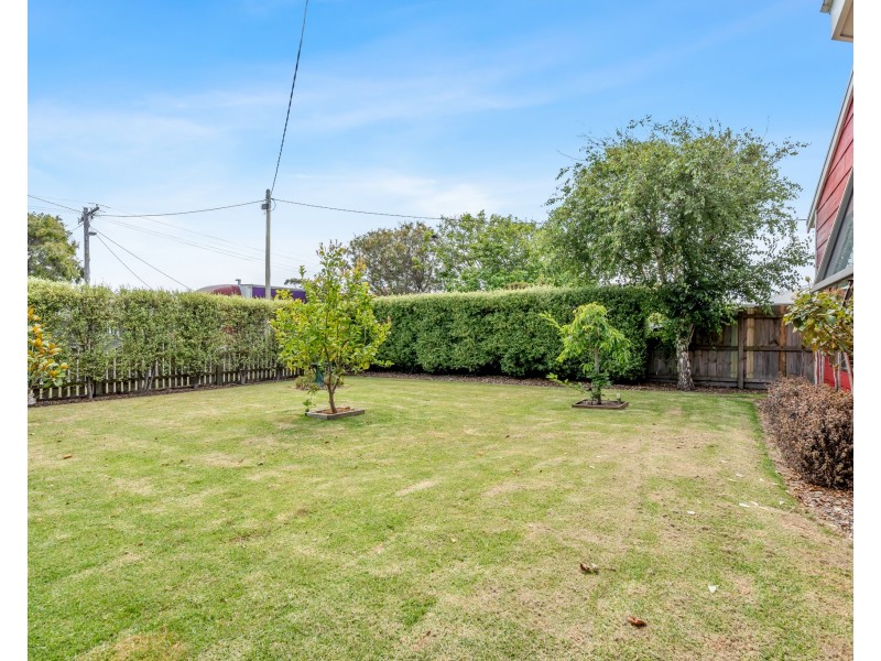 37 Waterford Avenue, Portland VIC 3305