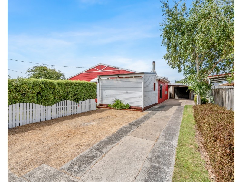 37 Waterford Avenue, Portland VIC 3305