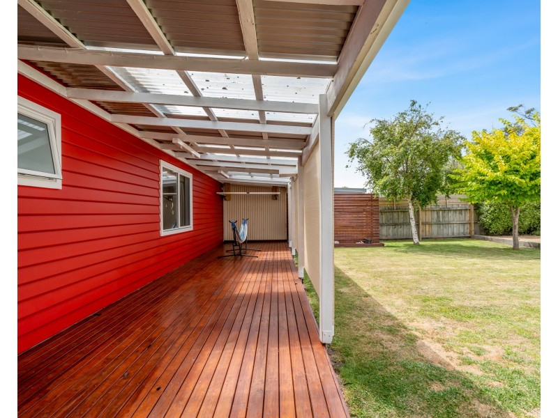 37 Waterford Avenue, Portland VIC 3305