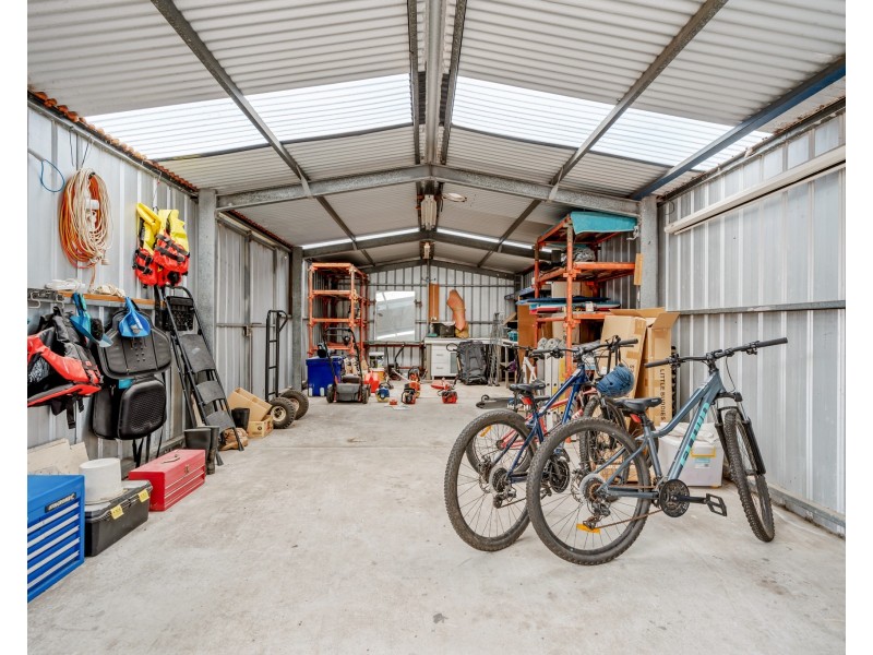 37 Waterford Avenue, Portland VIC 3305