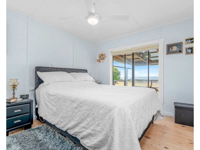 17 Beach Road, Portland VIC 3305