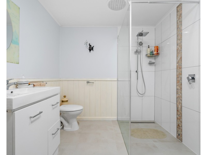 17 Beach Road, Portland VIC 3305