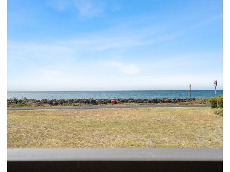 17 Beach Road, Portland VIC 3305