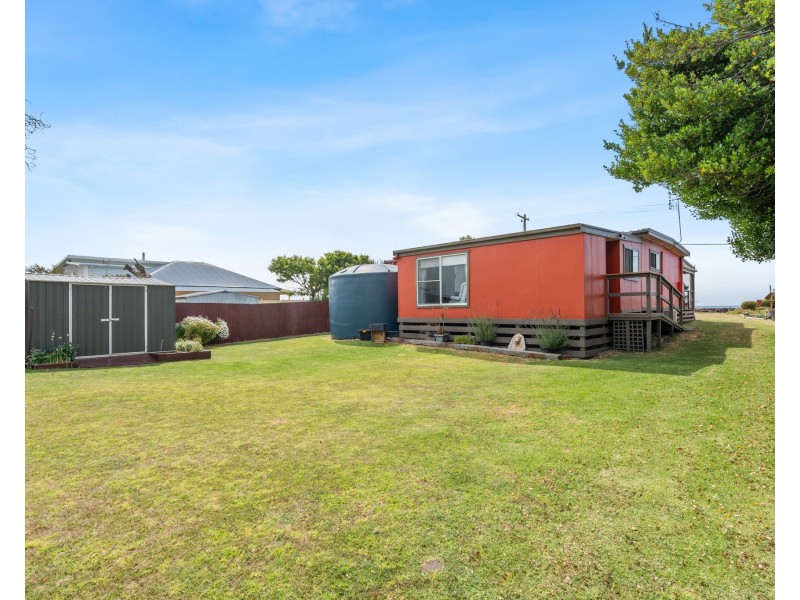 17 Beach Road, Portland VIC 3305