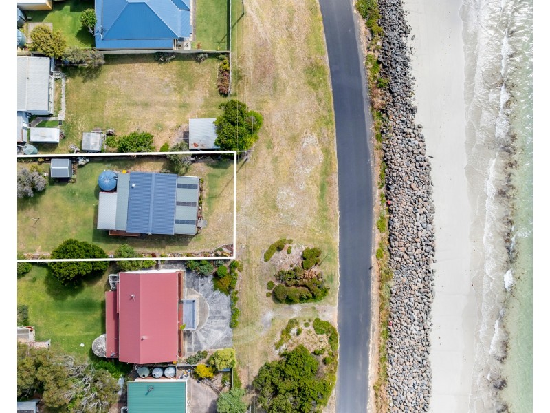 17 Beach Road, Portland VIC 3305