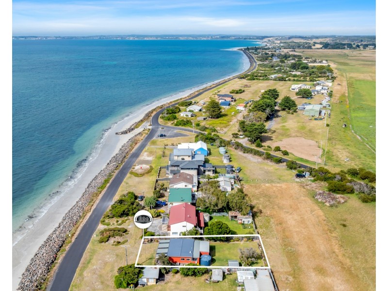 17 Beach Road, Portland VIC 3305