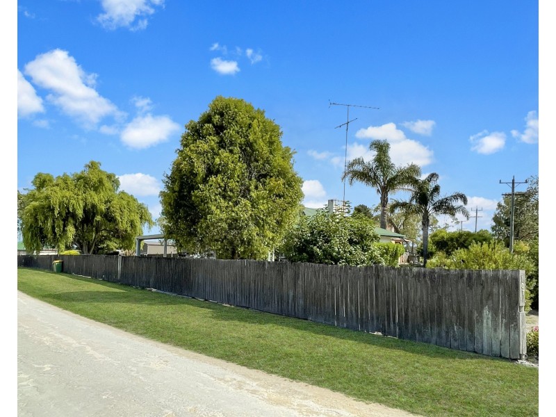 107 Lindsay Road, Dartmoor VIC 3304