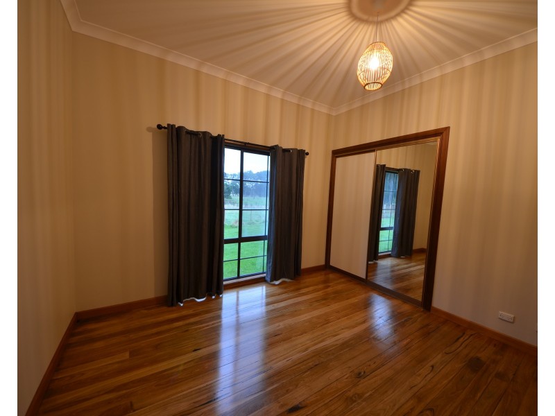 90 Pedrazzies Road, Gorae VIC 3305