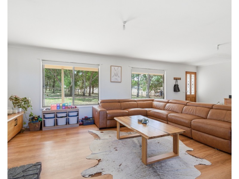 1271 Gorae Road, Gorae West VIC 3305