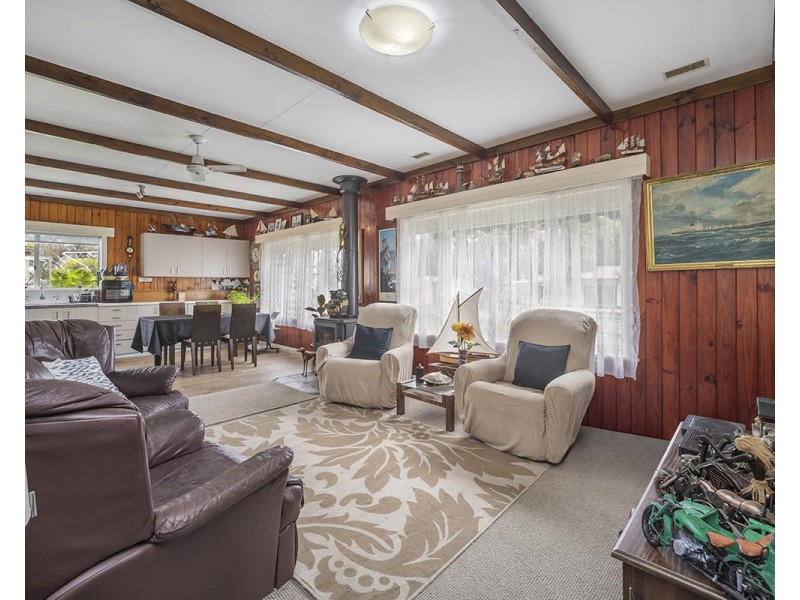 13 Casuarina Grove, Nelson VIC 3292