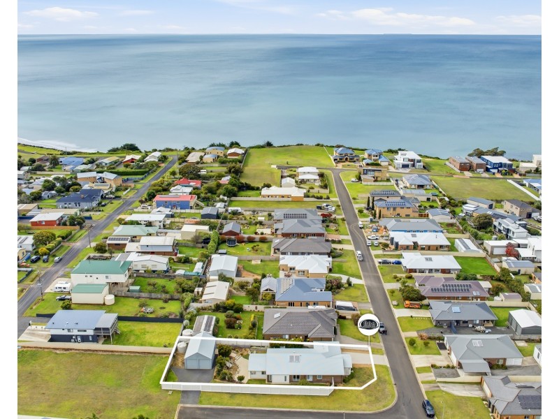 18 Atlantis Avenue, Portland VIC 3305