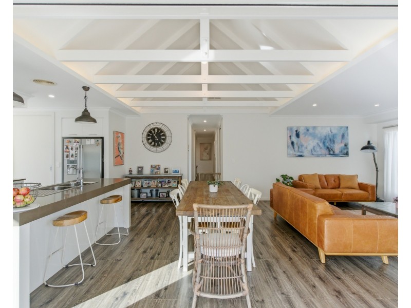 18 Atlantis Avenue, Portland VIC 3305