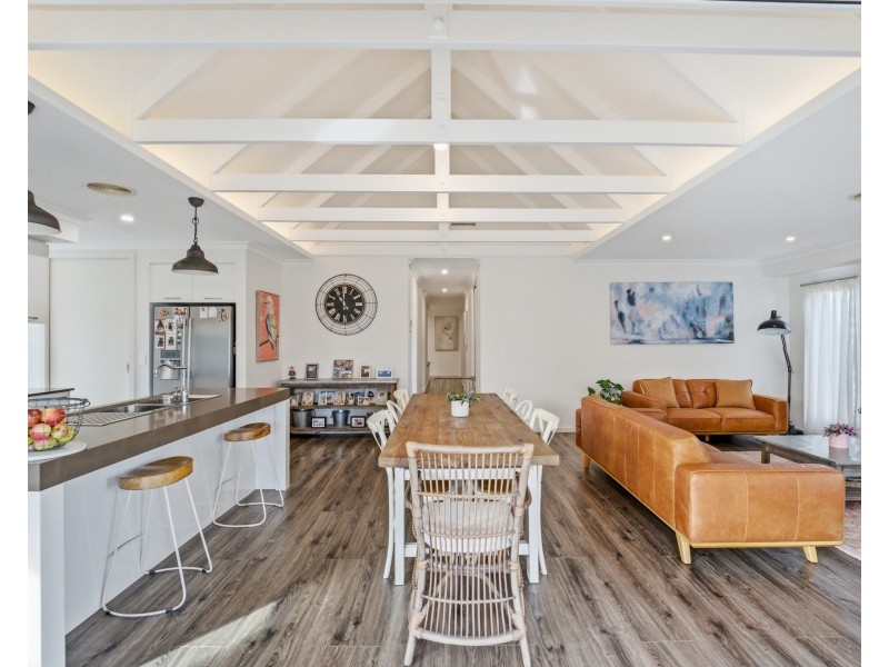 18 Atlantis Avenue, Portland VIC 3305