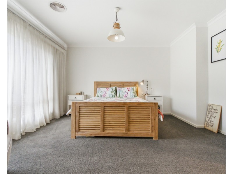 18 Atlantis Avenue, Portland VIC 3305