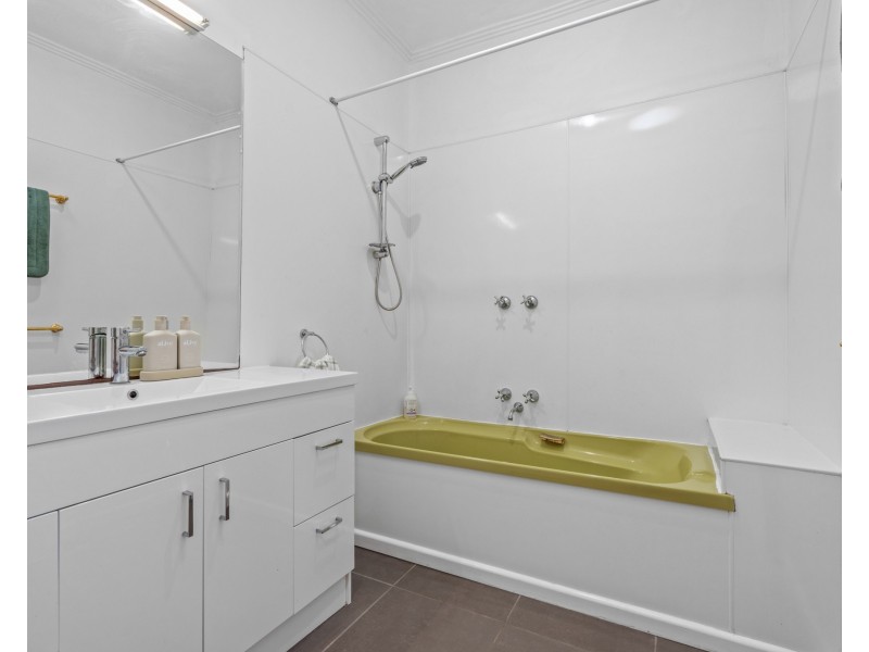 74-76 Cape Nelson Road, Portland VIC 3305
