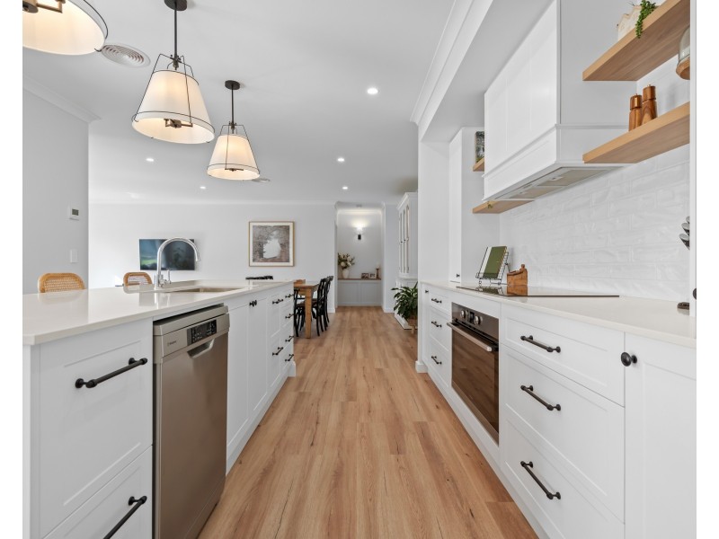 28B Burvilles Road, Portland VIC 3305