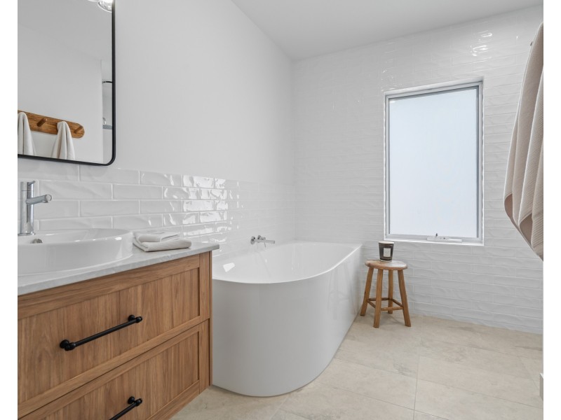 28B Burvilles Road, Portland VIC 3305