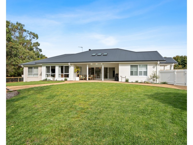 28B Burvilles Road, Portland VIC 3305