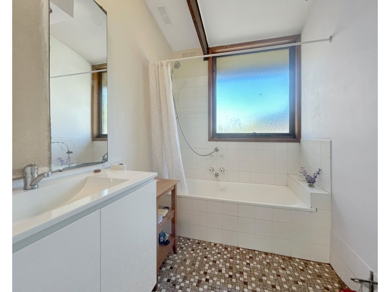 16 Park Street, Portland VIC 3305
