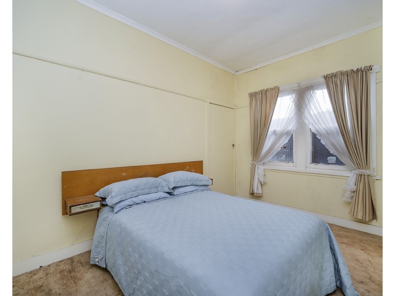 70 Mount Napier Road, Hamilton VIC 3300