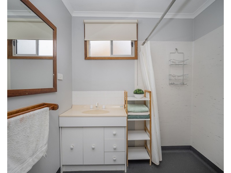 70 Mount Napier Road, Hamilton VIC 3300