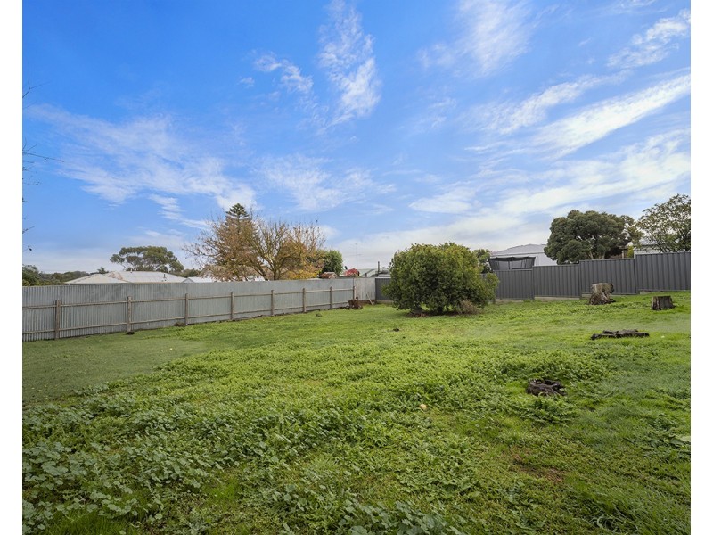 70 Mount Napier Road, Hamilton VIC 3300